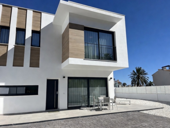 villa for sale in Denia