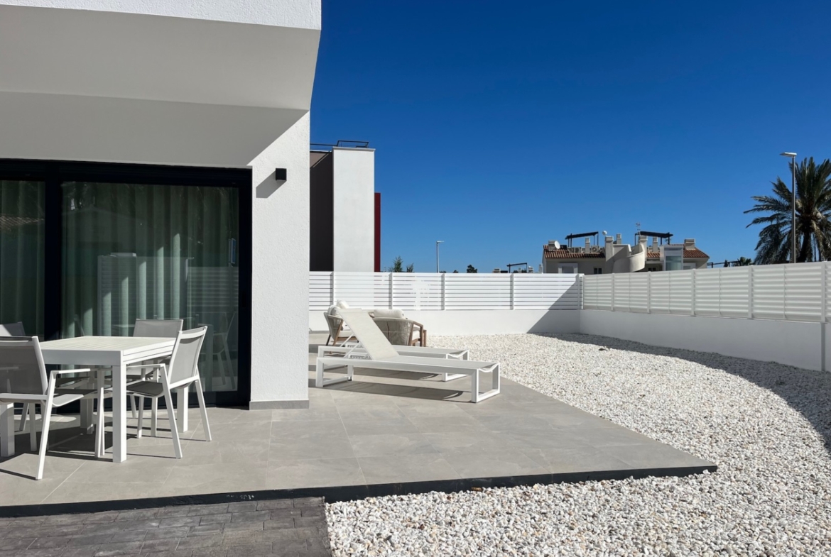RE02-621988 villa zum verkauf in Denia
