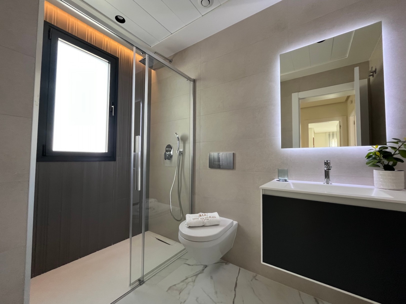 ready-new-build-for-sale-in-denia-shower-room-2 RE02-621988 villa zum verkauf in Denia