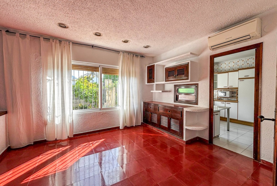 RE02-133028  villa en venta en Pedreguer