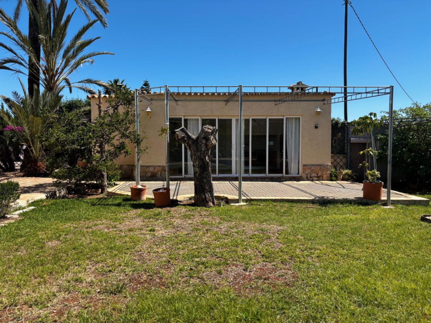 rustic-detached-house-for-sale-walking-distance-to-pedreguer-town-centre-e1 RE02-133028 villa en venta en Pedreguer