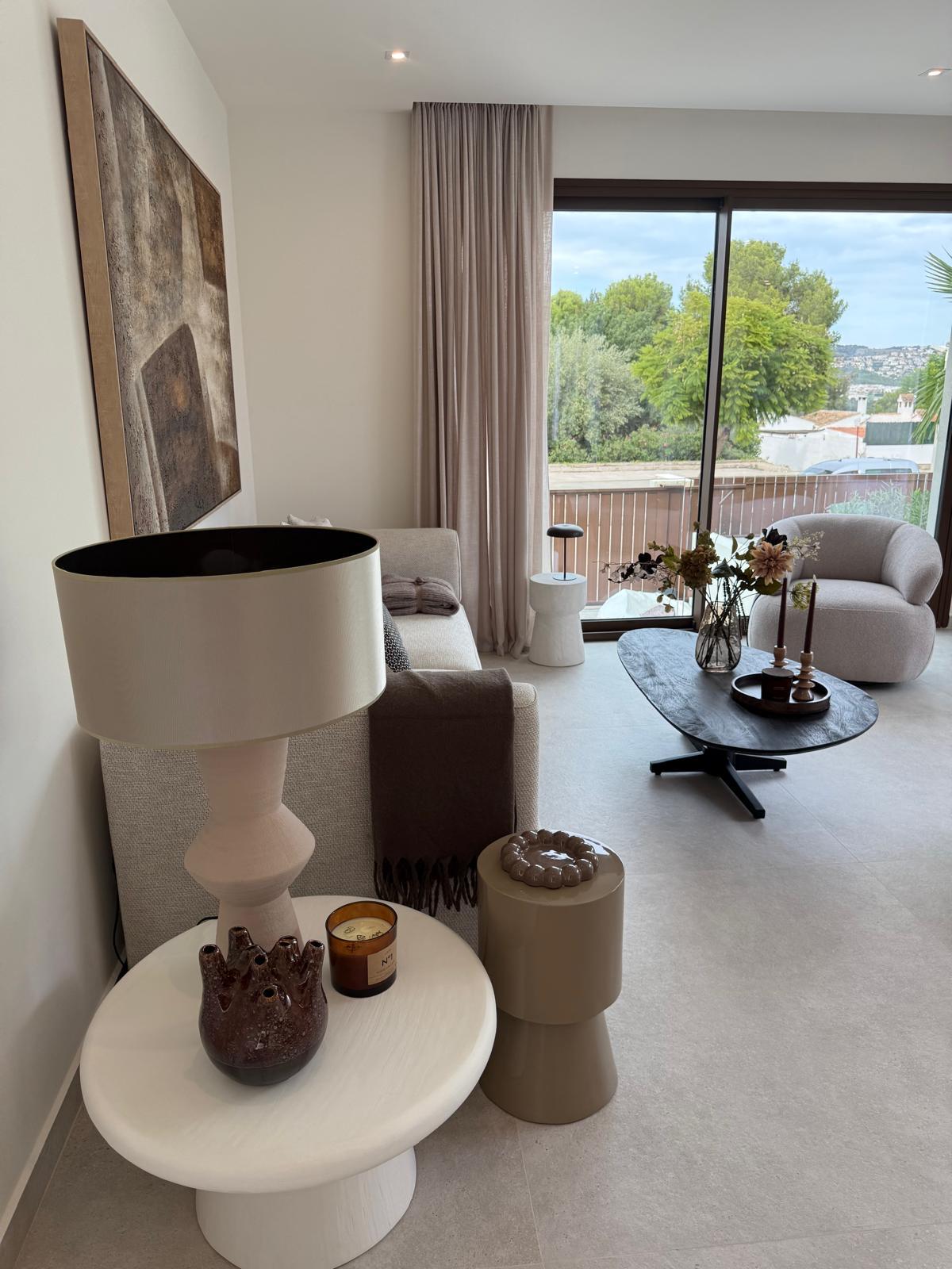 RE08-AOT4J3  Chalet/Villa en venta