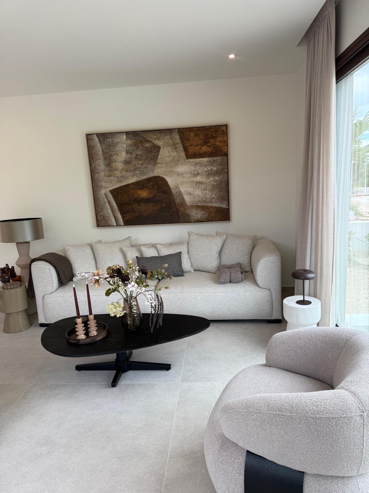 RE08-AOT4J3  Chalet/Villa en venta
