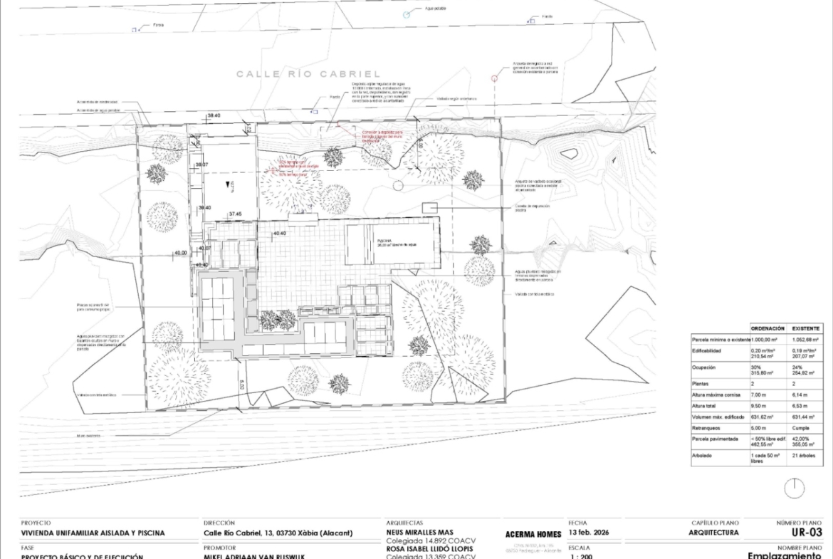 RE08-AOT4J3  Chalet/Villa en venta